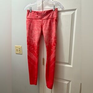 ALO Yoga Red Airbrush Legging In Poppy Casbah Size Small Full Length